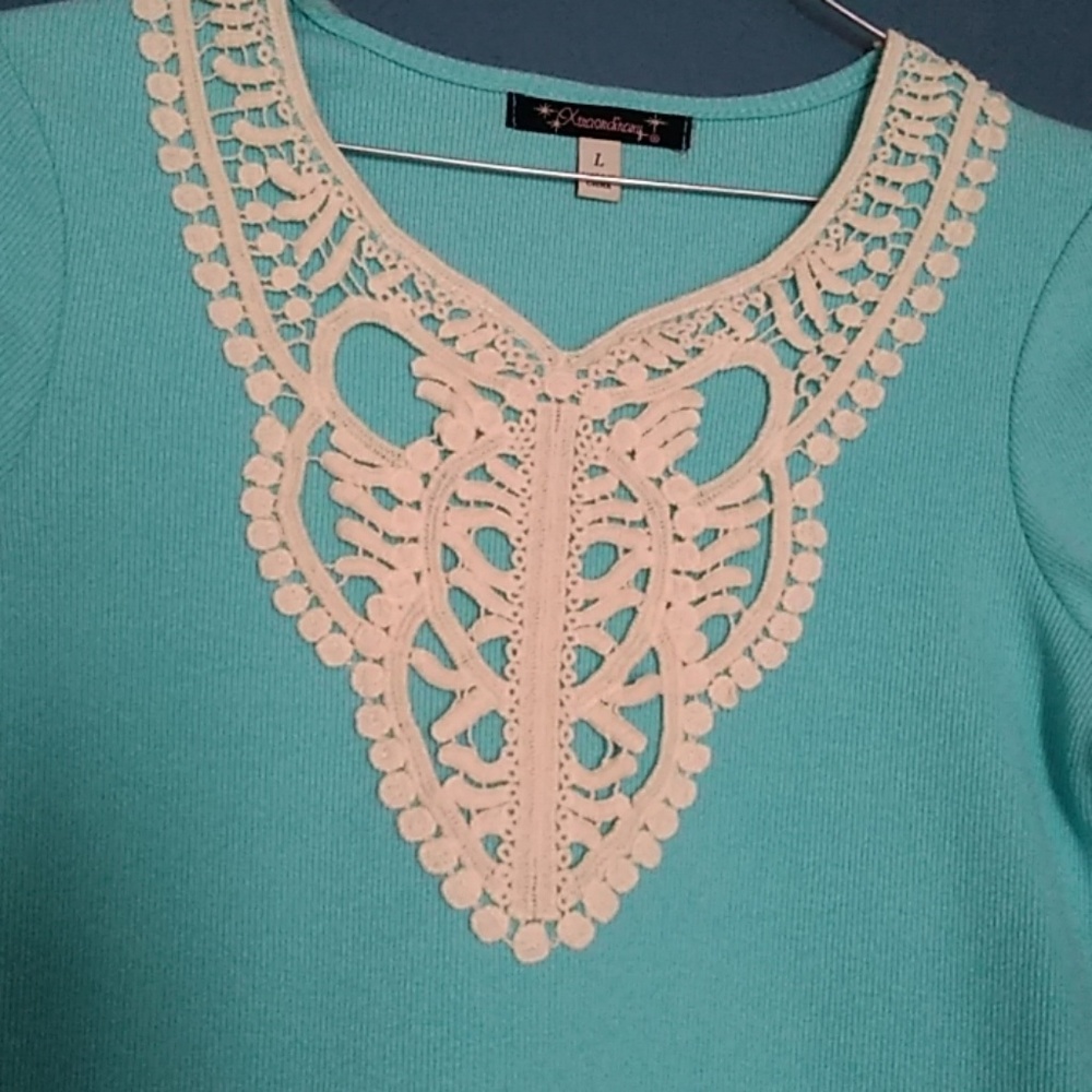 Shirt - Picture 2 of 3